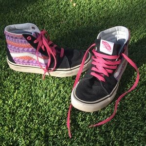 Beachy Girls Vans High Tops